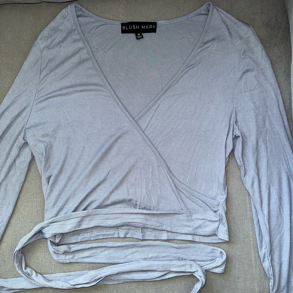 New Medium Blue long sleeve v-neck with tie around waist